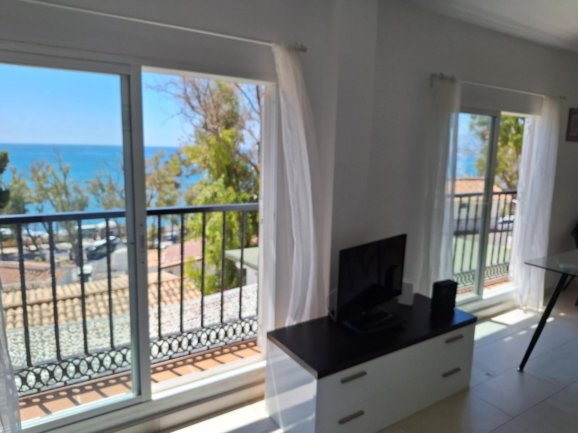 El Balneario Beach And Views, Apartamento Y Terraza Malaga Luaran gambar